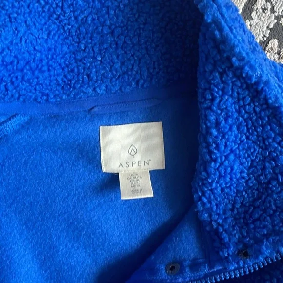 Womens Blue Fleece Jacket - Picture 3 of 3